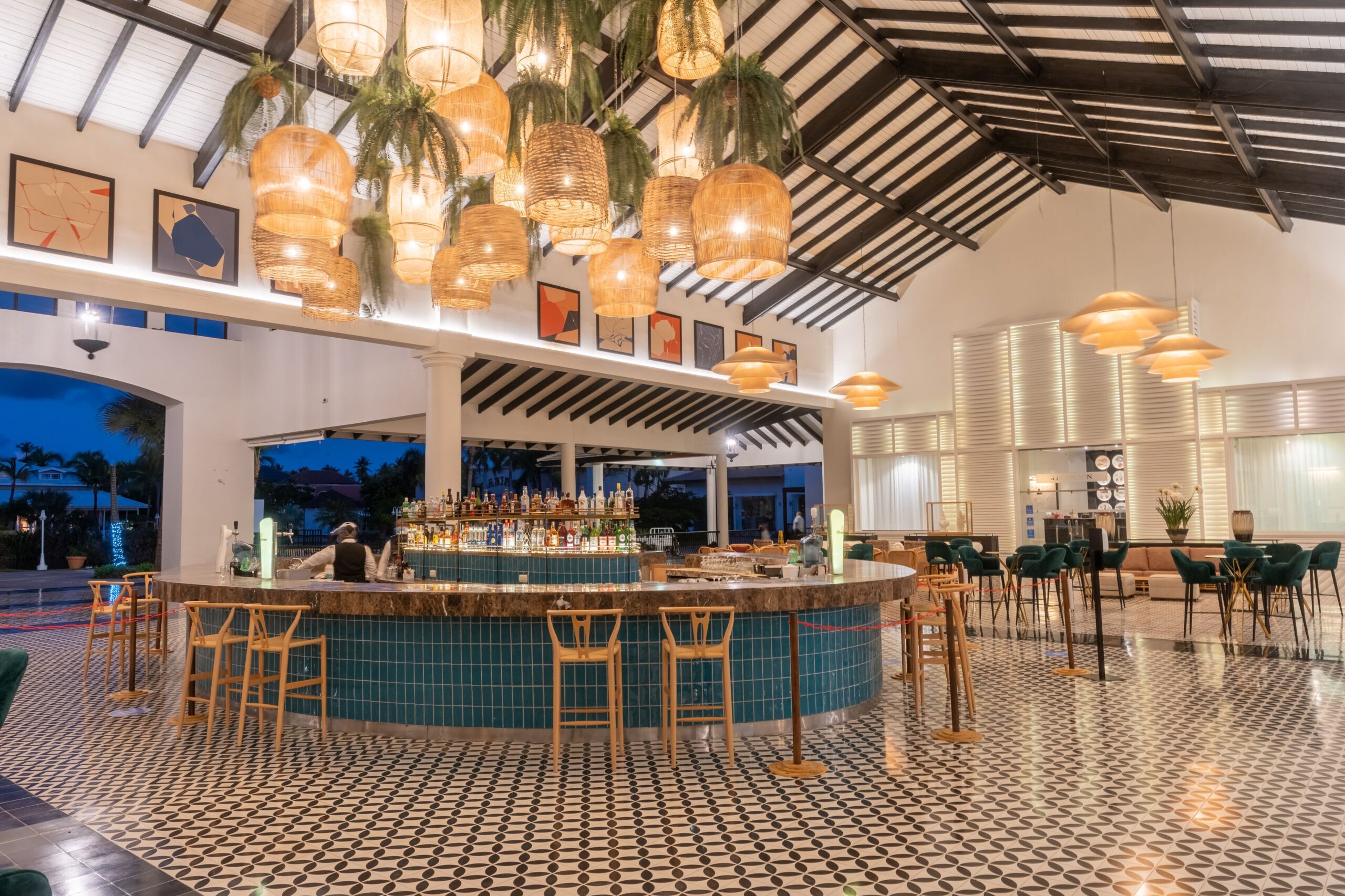 ESCÁPATE A PUNTA CANA – OCEAN BLUE & SAND 🌊 📅 Del 12 al 14 de junio - Imagen 2